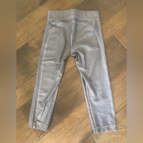 UNDER ARMOUR Leggings - Picture 3 of 3